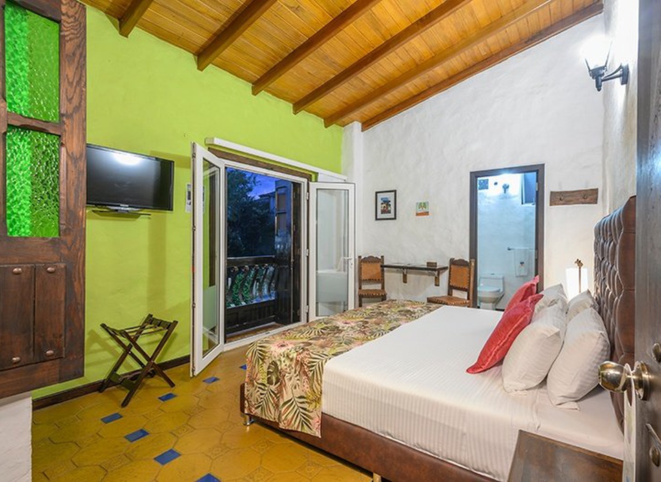 Habitación superior con balcón Hotel Salento Real Eje Cafetero Quindío Habitación superior con balcón Hotel Salento Real Eje Cafetero Quindío